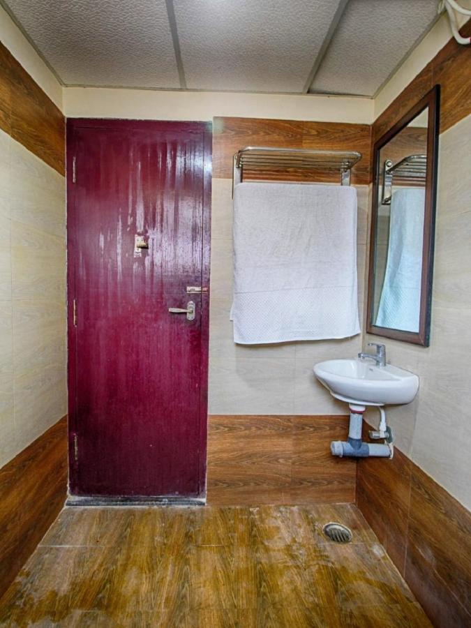 E S Residency Hotel Theni Bagian luar foto